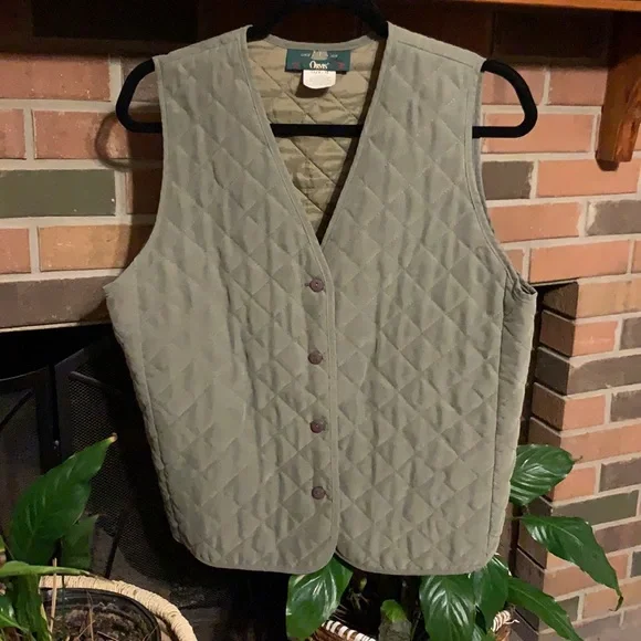 M Vintage USA Made Quited Olive ORVIS Vest - Picture 1 of 10